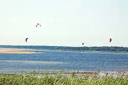 Kitesurfing in Nasva
