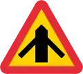 Right way at crocked intersection