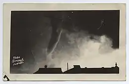 Photographic postcard with a photo of the tornado