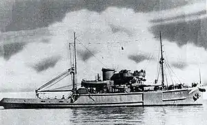 USS Shackle circa 1944.