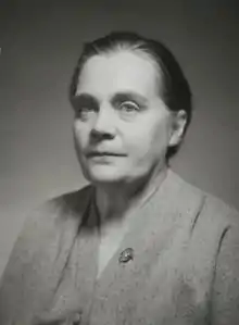 Photograph of Simonen