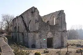 The ruined church in Monnes