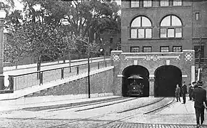 Photograph of the west portal (1915)