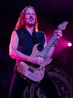 Reb Beach performing in 2015