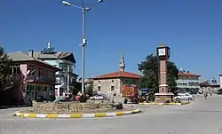 Yalıhüyük;  city center