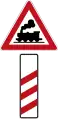 156: Three-stripe Beacon announcing Level Crossing without Barriers (right)
