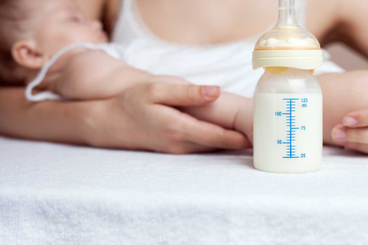 Feeding baby bottle